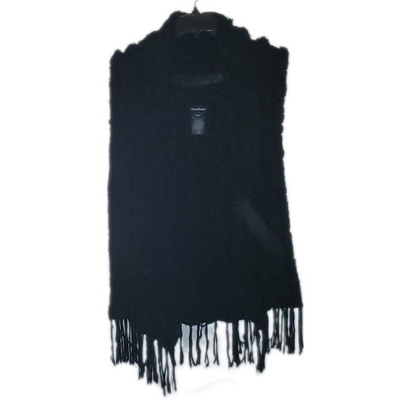 BEBE Furry Vest with Tassles - Picture 1 of 6